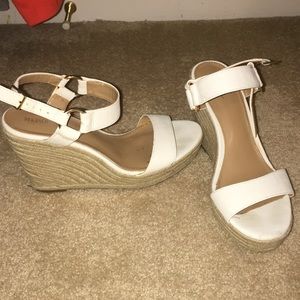 White wedges